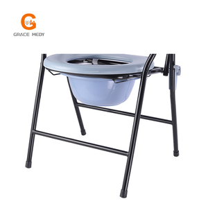Chaise de toilette et de douche en plastique de qualité hospitalière avec cuvette - Product Image 6