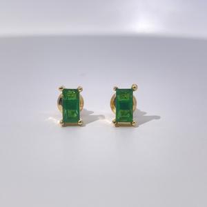 Pendientes de Botón Clásicos y Elegantes de Latón Chapado en Oro para Mujer, Diseño Simple, Circonita Corte Esmeralda, Bisel Rojo/Azul/Verde, Tianyu Gems - Product Image 4