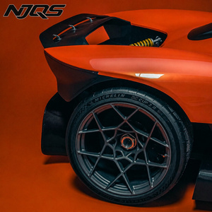 Ruedas NJQS de Alto Rendimiento de Fibra de Carbono para Automóviles/SUVs, Aptas para Mercedes - Product Image 1