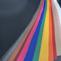 Tissu synthétique en PVC avec trou et cuir imperméable gaufré pour meubles d'intérieur de voiture et canapé également pour sacs