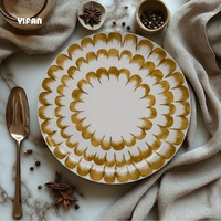 Ensemble d'assiettes et de plats de table de service élégants Assiettes florales en céramique Ensemble d'assiettes à dessert pour le dîner de mariage