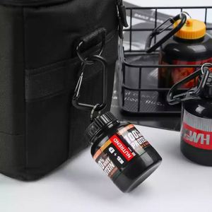 Conteneur de suppléments protéinés sans BPA avec entonnoir et porte-clés, portable pour la salle de sport et les activités de plein air, pour boire directement, logo personnalisé - Product Image 4