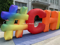 Alphabets gonflables de mur de logo de lettres gonflables géantes personnalisées colorées de LED pour l'événement de fierté de publicité