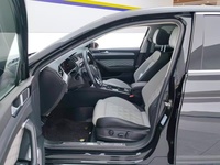 Mobil Bekas 2023 VW Magotan 330TSI 2.0T Model Terbaik Sedan Otomatis DSG Stok Tersedia LHD Bensin 5 Kursi