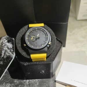 Reloj <span class=keywords><strong>de</strong></span> Cuarzo para Hombre con Correa <span class=keywords><strong>de</strong></span> Acero, Regalo, Cargador Inalámbrico IOS, Alarma, Resistente al Agua 5 ATM, <span class=keywords><strong>Asistente</strong></span> <span class=keywords><strong>de</strong></span> Voz Bixby, Caja <span class=keywords><strong>de</strong></span> Plástico - Product Image 2