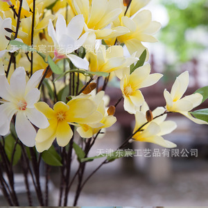 Fleurs artificielles de magnolia rouge Dongchen Crafts, 11 têtes, pour mariage, décoration de la maison, arrangements en vase - Product Image 4