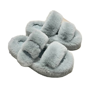 Chanclas de piel auténtica de felpa suave para casa, pantuflas de invierno a la moda, precio atractivo, gran oferta, <span class=keywords><strong>2022</strong></span> - Product Image 1