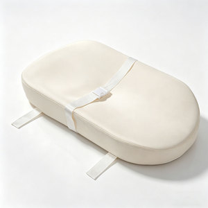 Cambiador de Bebé Ergonómico con Bordes Elevados, Cinturón de Seguridad Ajustable, Tapete Antideslizante para Cómoda - Product Image 5