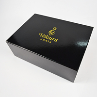 Boîtes cadeaux personnalisées en carton noir magnétique, matériaux recyclés, estampage à chaud, poignée, boîtes rigides pour chaussettes, chaussures, vêtements