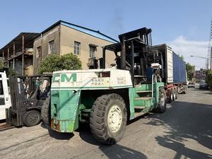 Chariot élévateur diesel de grande capacité TCM KOMATSU MITSUBISHI, chariot élévateur lourd TCM de 25 tonnes, chariot élévateur industriel Kalmar, chariot élévateur industriel à Shanghai - Product Image 5
