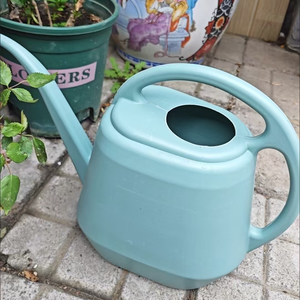 Grande acqua serra può 1 gallone di plastica leggera <span class=keywords><strong>annaffiatoio</strong></span> con manico <span class=keywords><strong>per</strong></span> <span class=keywords><strong>piante</strong></span> da appartamento - Product Image 5