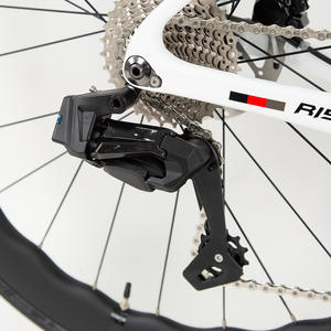 Bicicleta <span class=keywords><strong>de</strong></span> Carretera <span class=keywords><strong>de</strong></span> Diseño Simple y Económica <span class=keywords><strong>de</strong></span> 24 Velocidades, Cableado Interno Completo, Frenos <span class=keywords><strong>de</strong></span> Disco, Horquilla <span class=keywords><strong>de</strong></span> Aluminio, Cuadro <span class=keywords><strong>de</strong></span> Carbono Aerodinámico, Suspensión Delantera - Product Image 5