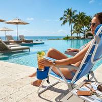 Chaise longue de plage pliable personnalisable OEM ODM avec logo, cadre en aluminium réglable, appui-tête inclinable, poche latérale, pour extérieur, bord de mer, camping