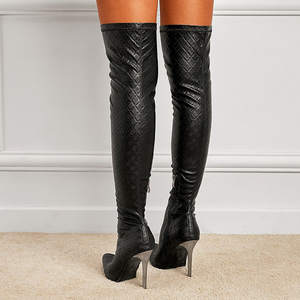 Nouvelles bottes sexy noires matelassées au-dessus du genou pour femme 2026, à bout pointu, talon aiguille, cuissardes avec fermeture éclair latérale, pour une silhouette élancée - Product Image 3