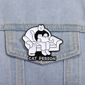 Lucu kucing kartun Enamel pin hitam kucing payung anak kucing bros komputer kerah lencana ransel hadiah perhiasan grosir - Product Image 1