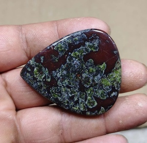 Piedra de Sangre de Dragón de Alta Calidad, Gema Suelta Tallada en Cabujón con Patrón Rojo y Verde para Decoración de Joyería - Product Image 2