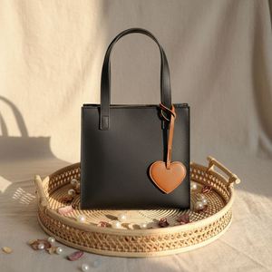 Pu Leather Heart-Shaped Leather <b>Bag</b> Pendant <b>Bag</b> <b>Charm</b> Keychain Heart Pendant for Women - Product Image 2