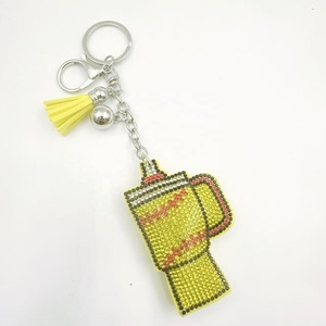 Nouvel Arrivage Pendentif de Sac en Strass Colorés, Accessoire de Mode pour Sac, Porte-clés et Breloque de Sac à Pompon Thème Sportif (Baseball, Football) - Product Image 4