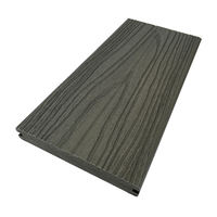 Design moderne Merbau pour l'extérieur en bois composite extrudé pour terrasse en plastique co-extrudé avec technique brossée coiffée de co-extrusion
