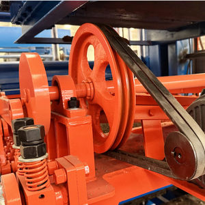 เครื่องทำบล็อกคอนกรีตอัตโนมัติเต็มรูปแบบ QT6-15 เครื่องผลิตอิฐบล็อกซีเมนต์แบบกลวง เครื่องทำบล็อกอเนกประสงค์พร้อมระบบพลิกแม่พิมพ์ - Product Image 6