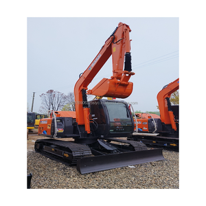 Excavatrice d'occasion Hitachi ZX70 d'origine japonaise, modèle 2023, 7 tonnes, équipée de roulements, économique en carburant, pour travaux agricoles et d'aménagement paysager - Product Image 5