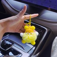 Article populaire, vente en gros économique : Porte-clés pendentif pour sac ou voiture, en peluche moelleuse et mignonne en fourrure de lapin Rex, style 'Ugly Stuff'