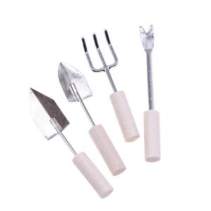 Xicheng Dollhouse Mini manche en bois outils de jardin, petits accessoires de scène de cour en tissu, fleurs, sol et ferme - Product Image 5