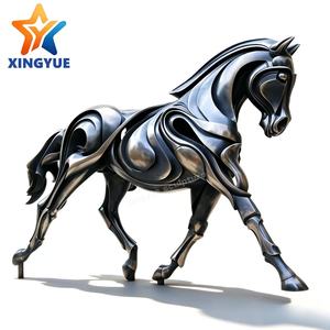 Sculpture d'art équestre en bronze personnalisée pour la décoration paysagère d'hôtels, villas, parcs et places commerciales - Product Image 1
