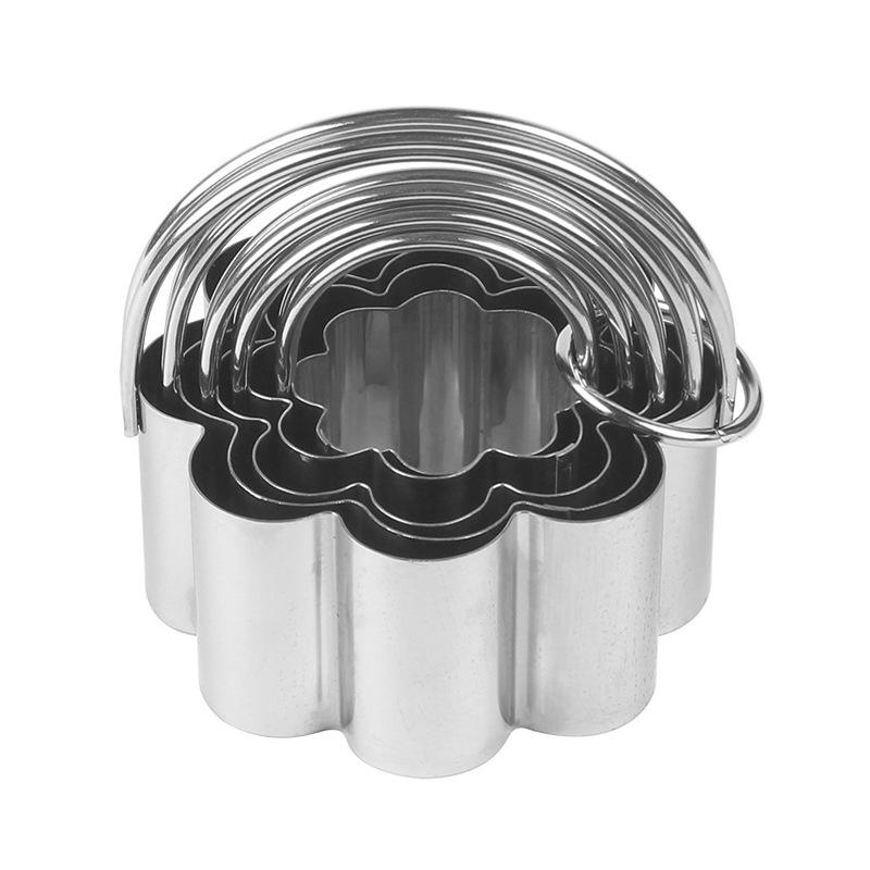 Juego de cestas colgantes plateadas de 5 piezas con forma de flor lisa