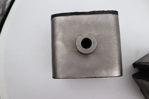 Produits chinois de haute qualité, 1 ensemble de pieds de montage en caoutchouc, amortisseurs pour excavatrice Daewoo Doosan DH220-3. Pièces d'excavatrice - Product Image 5