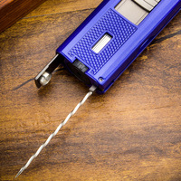 Briquet à cigares multifonctionnel avec ouvre-aiguille, coupe-cigares en V et triple flamme droite