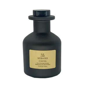 Bouteille en verre de luxe de 200ml de marque privée diffuseur de parfum d'huile de maison arôme de parfum avec des bâtons de rotin désodorisants de qualité supérieure parfum