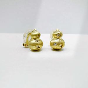 Pendientes de plata de ley 925 con diseño de calabaza, para profesoras, elegantes, únicos, delicados, con gemas, perlas, chapados en oro de 14k para mujer. - Product Image 1