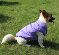 Vêtements d'hiver personnalisés pour chiens Sweat-shirt en tricot avec pochette réfléchissante Veste à capuche à impression classique Manteau pull