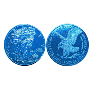 Moneda de Titanio USA <span class=keywords><strong>Eagle</strong></span> 2021 de Una Onza con Baño Azul, Sin Circulación, 1oz.999 de Titanio Fino Redondo - Product Image 1