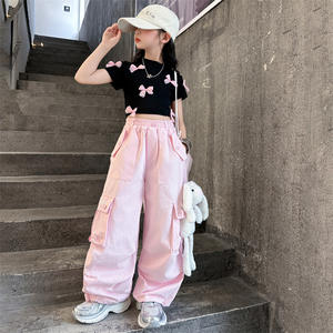 2025 nouveau été enfants <span class=keywords><strong>fille</strong></span> noir blanc nœuds chemise + rose <span class=keywords><strong>Cargo</strong></span> <span class=keywords><strong>pantalon</strong></span> 2 pièces tenue décontractée ensemble - Product Image 1