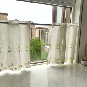 Margarita amarilla bordada poliéster estilo Pastoral media cortina cocina dormitorio transpirable fácil <span class=keywords><strong>de</strong></span> limpiar cortina <span class=keywords><strong>de</strong></span> polvo para todas las estaciones - Product Image 5