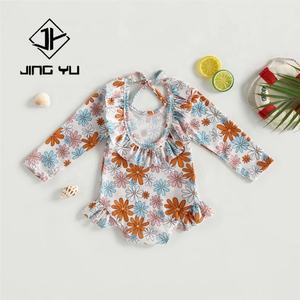 Maillot de bain pour bébé personnalisé en gros, maillot de bain conservateur pour bébé, protection solaire, maillot de bain imprimé une pièce pour filles, dentelle - Product Image 5