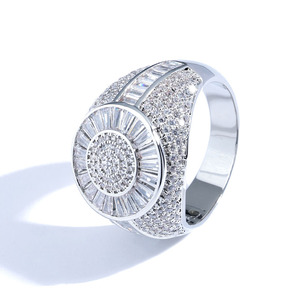 Anillo Redondo de Circonia Cúbica Estilo Europeo y Americano, Joyería Hip-hop de Alta Gama, Anillo para Hombre, Venta al Por Mayor - Product Image 2