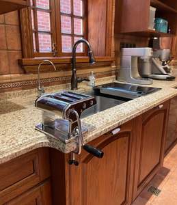 Armarios de Cocina Tradicionales de Estilo Americano, Gabinetes de Cocina Personalizados, Isla, Puertas de Vidrio, Accesorios para Grifos, Soluciones de Comedor - Product Image 2