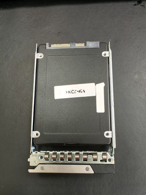 7.68TB SAS 24Gbps Read Intensive 2.5 Inch SFF BC PM6 Server SSD 7.68T