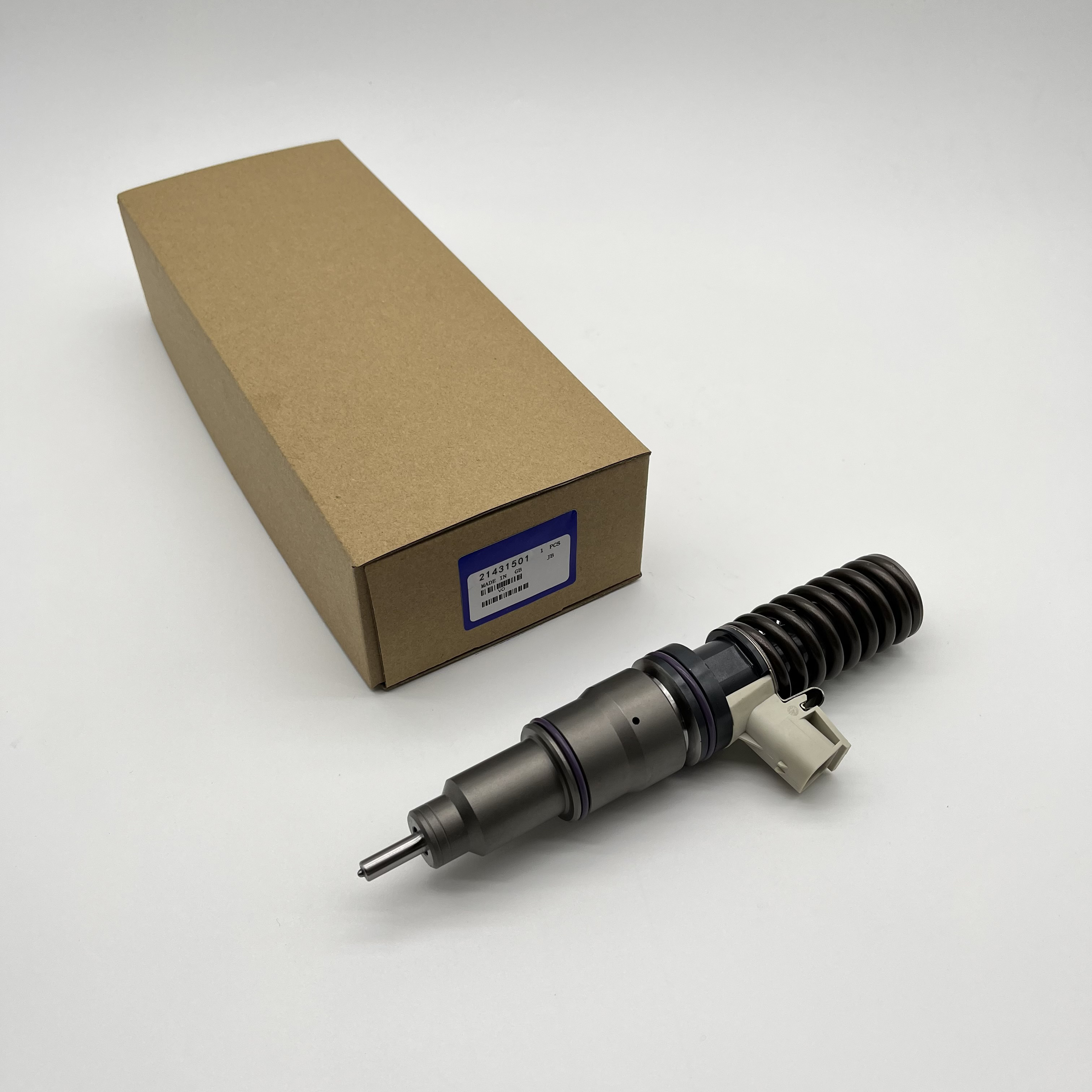 common rail injector 21431501 BEBE5G17001  injector for  VOLVOMD16 P3622/NISSAN  fuel injector nozzle 21431501 BEBE5G17001