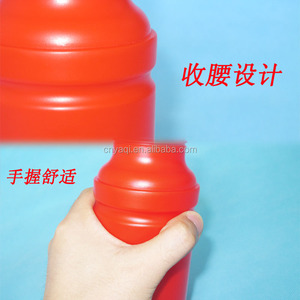 Pequeños <span class=keywords><strong>regalos</strong></span>, botella de agua potable de plástico <span class=keywords><strong>para</strong></span> bicicleta, botellas de regalo vacías <span class=keywords><strong>para</strong></span> deportes sin bpa - Product Image 4