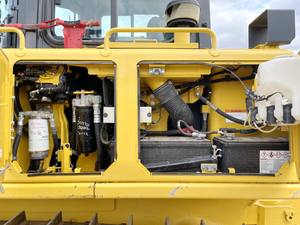 Topadora Usada Komatsu D65EX-16 con Componentes Clave, Modelos Disponibles: D375/475, Motor D6R, D8R, Bomba, Caja de Cambios - Product Image 5