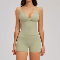Ensemble de yoga personnalisé écologique en tissu recyclé, haut de sport sans dos très élastique et short de yoga taille haute en V pour l'entraînement