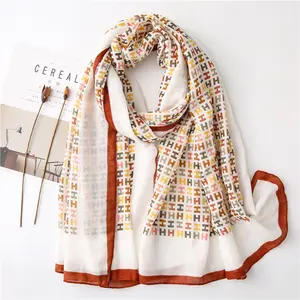 Baumwolle und Hanf Schal weibliche koreanische Version Frühling und Herbst Buch Winter Stil Mode Schal mit Seiden schal warmen Hals
