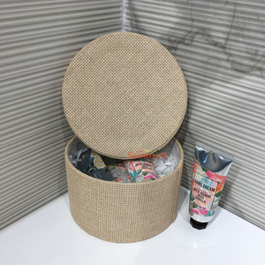 <span class=keywords><strong>Grande</strong></span> boîte à chapeaux <span class=keywords><strong>ronde</strong></span> Beige écologique, boîtes d'emballage de chapeaux rondes personnalisées avec couvercles, vente en gros - Product Image 1