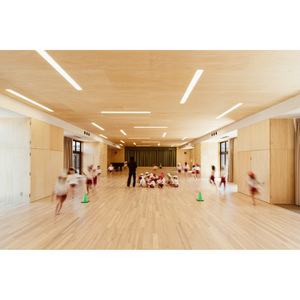 Maisons conteneurs pour écoles, design scandinave, aménagement intérieur respirant, forme rectangulaire - Product Image 4