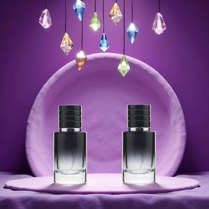 Flacons de parfum de luxe personnalisés en verre 100ml 50ml cylindriques vides rechargeables avec pulvérisateur à pompe et capuchon magnétique transparent - Product Image 5