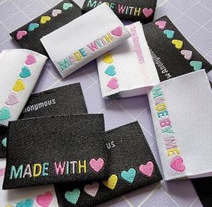 Étiquettes en tissu damassé personnalisées pour vêtements, étiquettes de couture pour le col des t-shirts, découpe au laser, impression sérigraphique pour sacs - Product Image 3